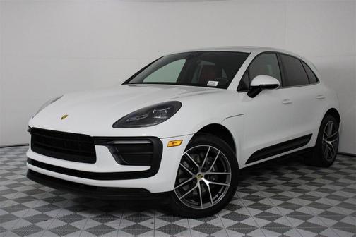 2022 Porsche Macan Base