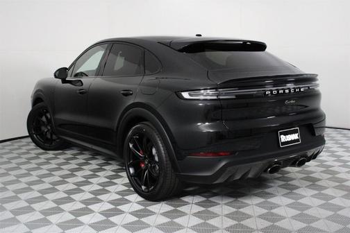 2025 Porsche Cayenne Turbo