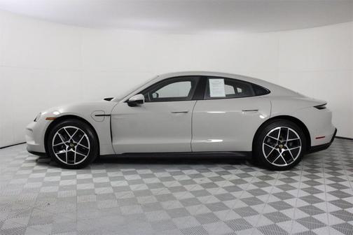 2025 Porsche Taycan