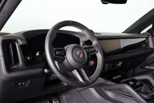 2025 Porsche Cayenne Turbo GT