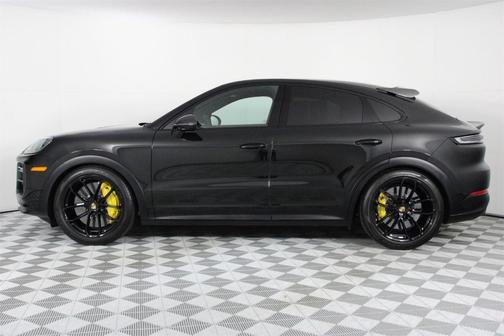 2025 Porsche Cayenne Turbo GT