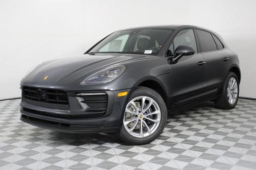 2026 Porsche Macan Base