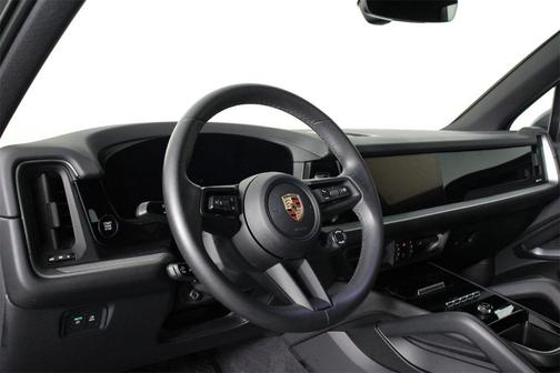 2025 Porsche Cayenne Base