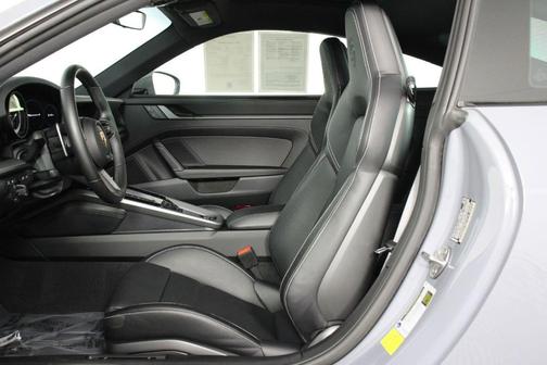 2024 Porsche 911 Carrera S