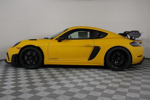 2025 Porsche 718 Cayman GT4 RS