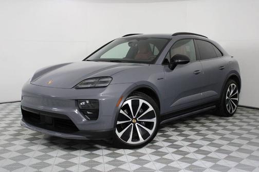 2025 Porsche Macan 4