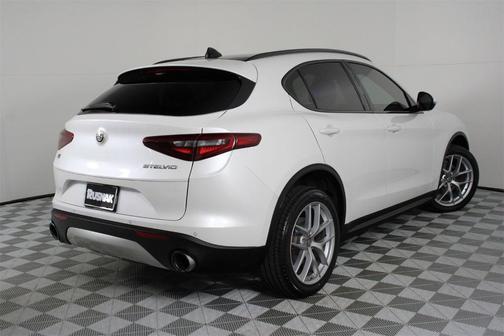 2019 Alfa Romeo Stelvio Ti Sport