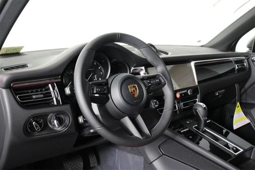 2026 Porsche Macan T