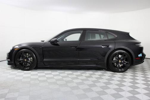 2025 Porsche Taycan Cross Turismo 4S