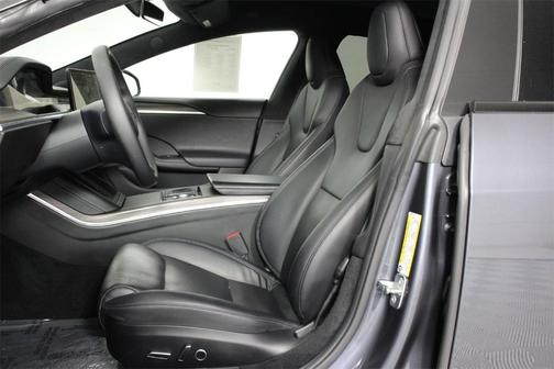 2022 Tesla Model S Base