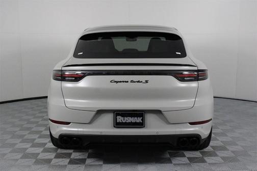 2023 Porsche Cayenne Turbo S