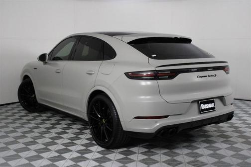 2023 Porsche Cayenne Turbo S