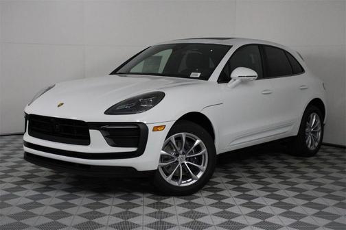 2026 Porsche Macan Base