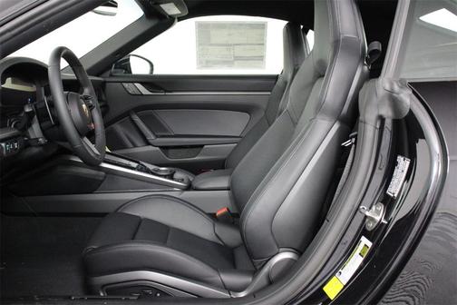 2026 Porsche 911 Carrera