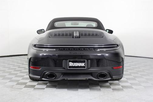 2026 Porsche 911 Carrera