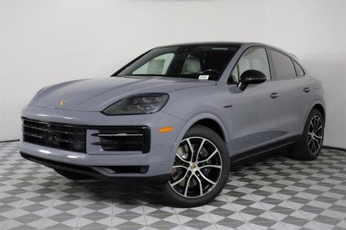 2025 Porsche Cayenne Base