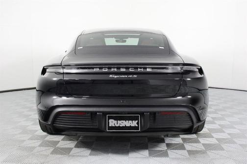 2023 Porsche Taycan 4S