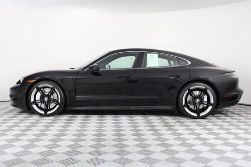2023 Porsche Taycan 4S