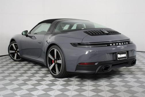 2026 Porsche 911 Targa 4S