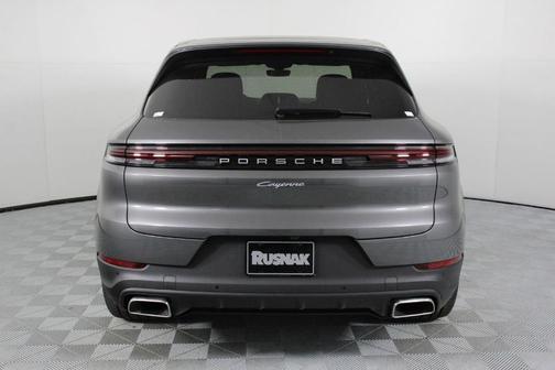 2026 Porsche Cayenne Base