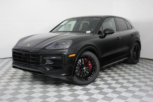 2026 Porsche Cayenne GTS