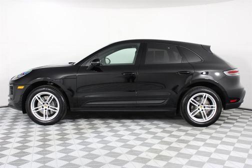 2025 Porsche Macan 