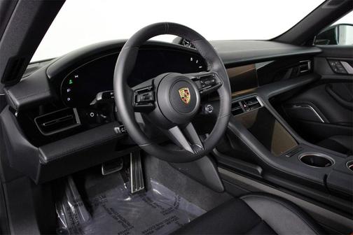 2025 Porsche Taycan 4S
