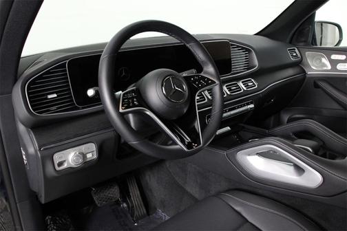 2025 Mercedes-Benz GLE 450e 4MATIC