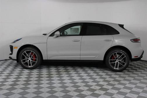 2026 Porsche Macan S