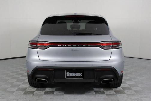 2025 Porsche Macan