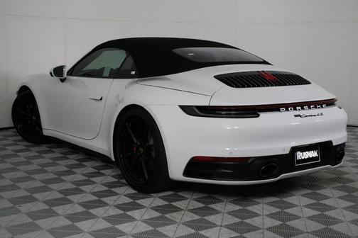 2020 Porsche 911 Carrera 4S