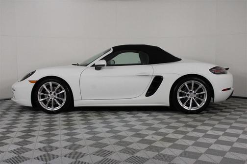 2025 Porsche 718 Boxster