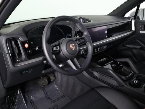 Chalk 2026 Porsche Cayenne AWD