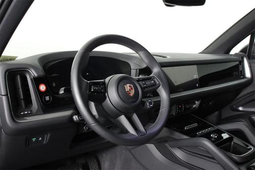 2025 Porsche Cayenne Base