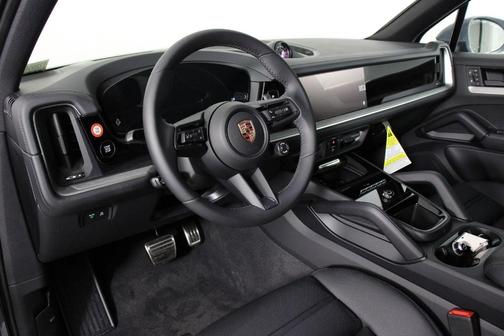 Arctic Grey 2026 Porsche Cayenne S