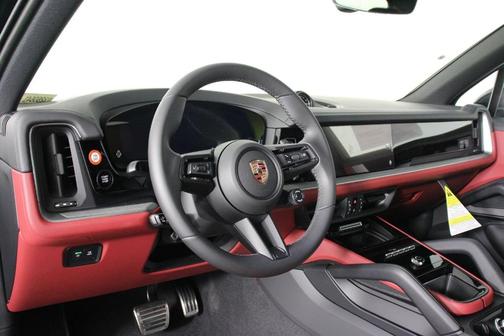 Black Metallic 2026 Porsche Cayenne S