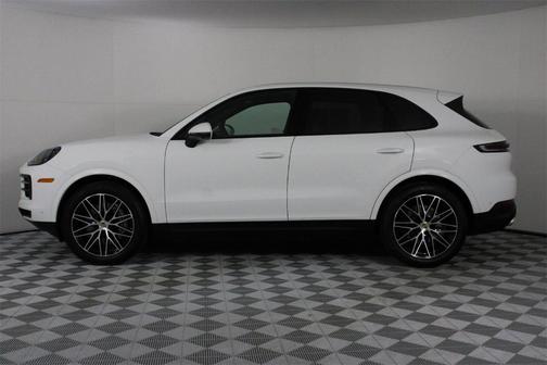 2025 Porsche Cayenne Base