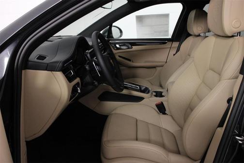 2026 Porsche Macan T