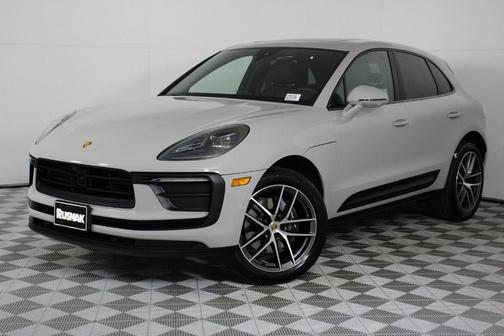 2026 Porsche Macan 