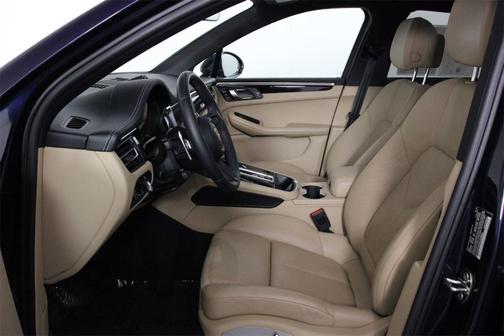 2022 Porsche Macan S