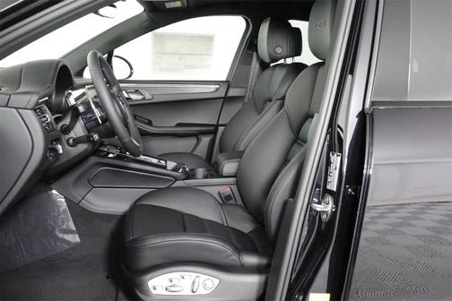 2026 Porsche Macan GTS