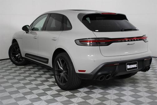 2023 Porsche Macan T