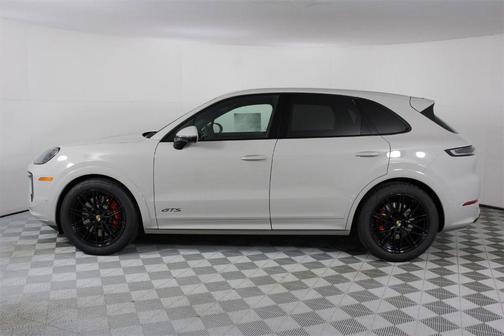 2026 Porsche Cayenne GTS