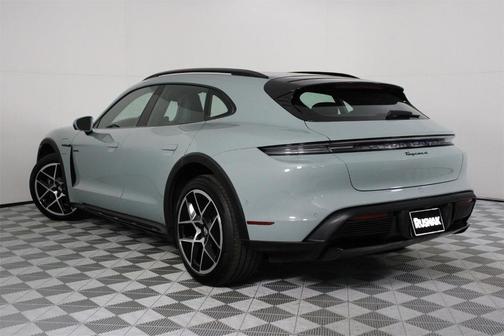 2025 Porsche Taycan 4