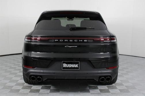 2026 Porsche Cayenne AWD