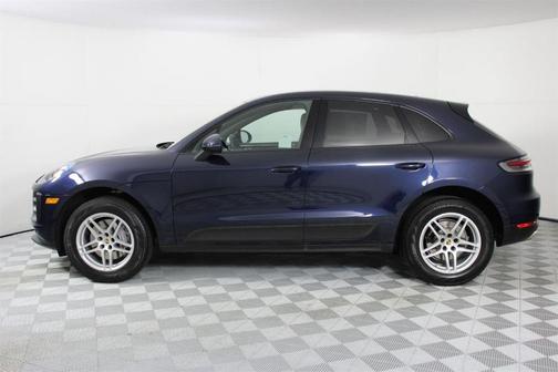 2021 Porsche Macan Base