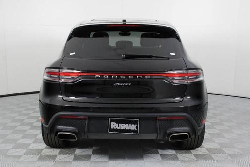 2026 Porsche Macan 