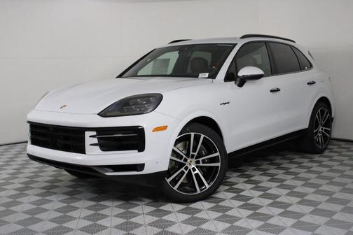 2026 Porsche Cayenne AWD