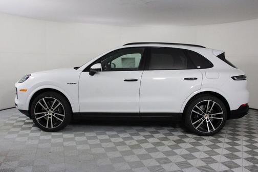 2026 Porsche Cayenne AWD