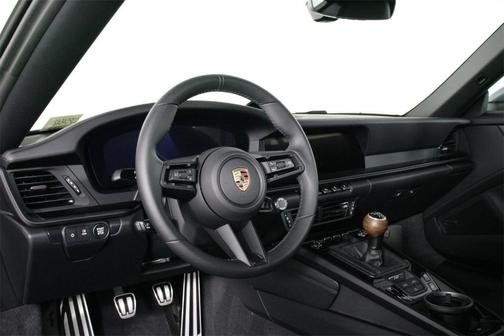 2026 Porsche 911 Carrera T